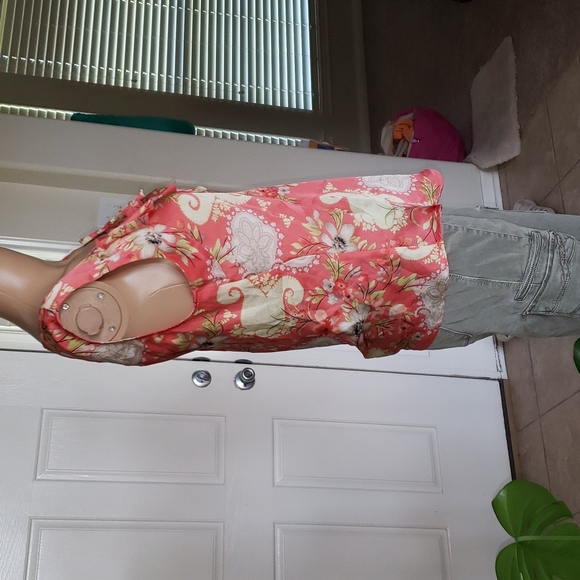 Larry Levine s feels like satin adorned w/ribbon flowers flattery - Picture 2 of 7